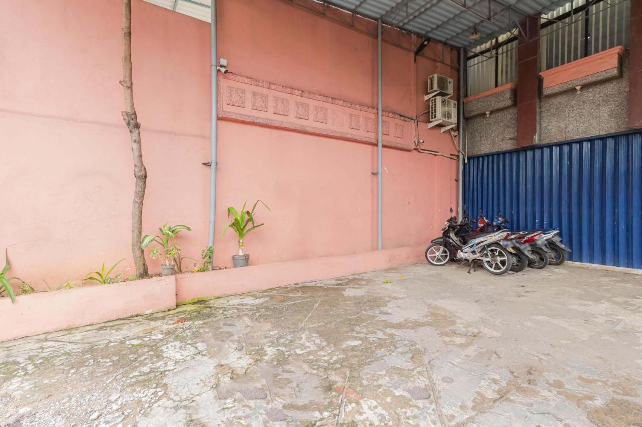 Reddoorz Syariah Near Stasiun Karet Hotel Jakarta Bagian luar foto