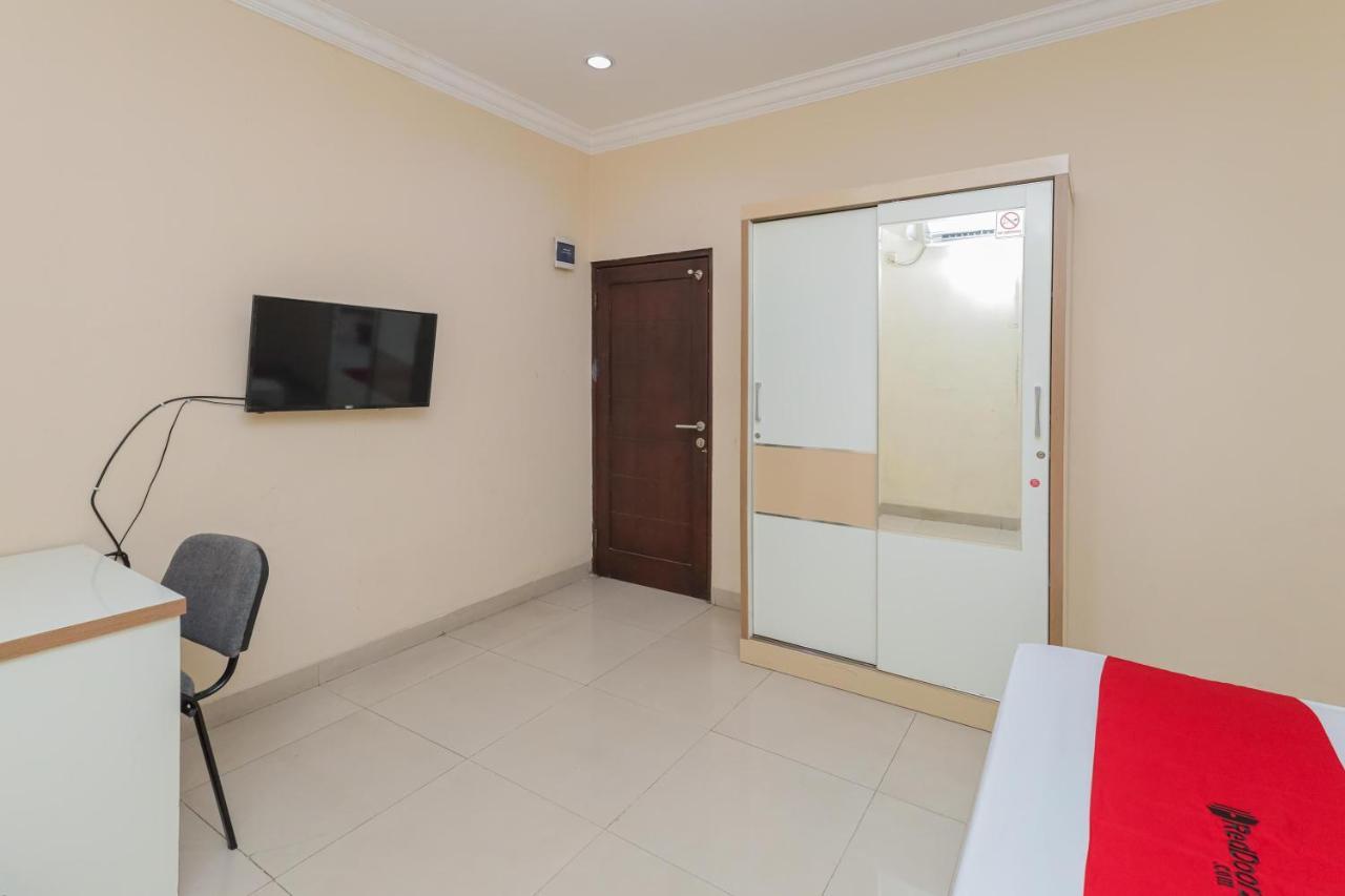 Reddoorz Syariah Near Stasiun Karet Hotel Jakarta Bagian luar foto